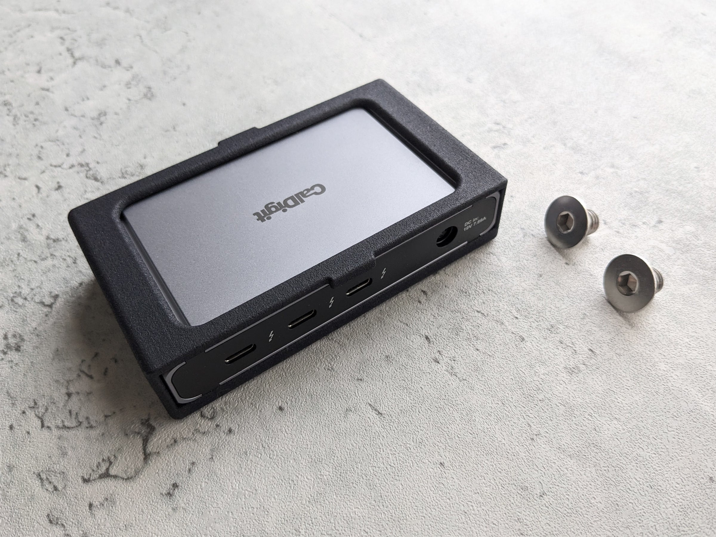 その他 CalDigit Elemet Hub Thunderbolt 4 | USB4 | Element Hub | CalDigit – CalDigit